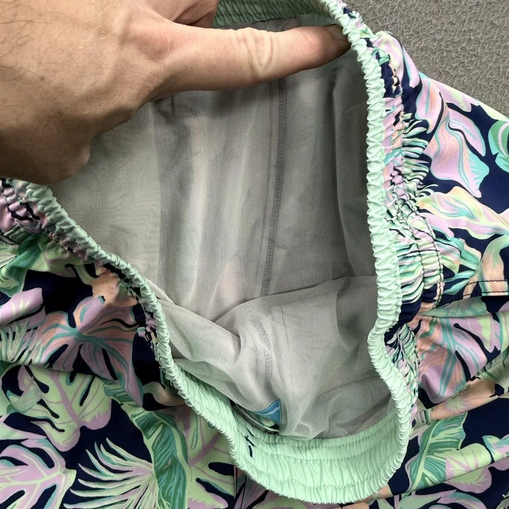 Chubbies Swim Trunks Mens Large Multicolor Tropical 7 Inseam Lined Quick Dry
